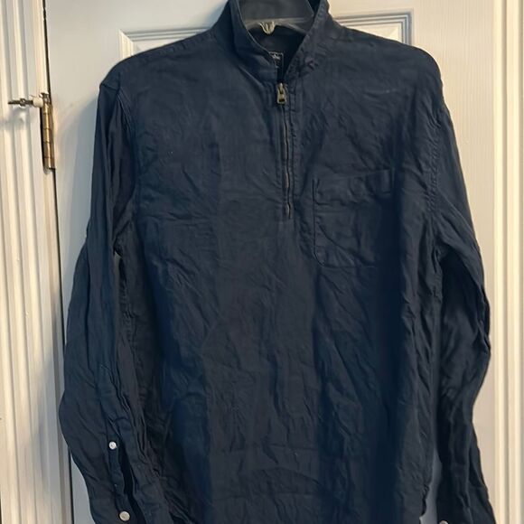 Abercrombie & Fitch shirt. Size S - Picture 1 of 4